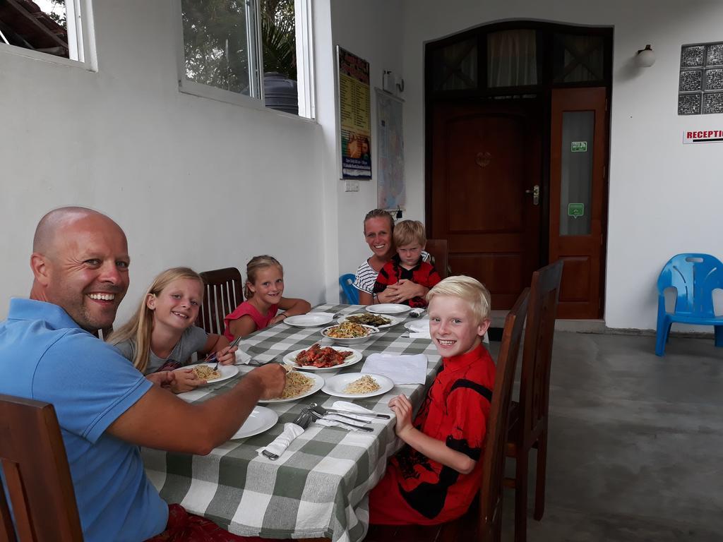 נגומבו Anna Tourist Inn מראה חיצוני תמונה